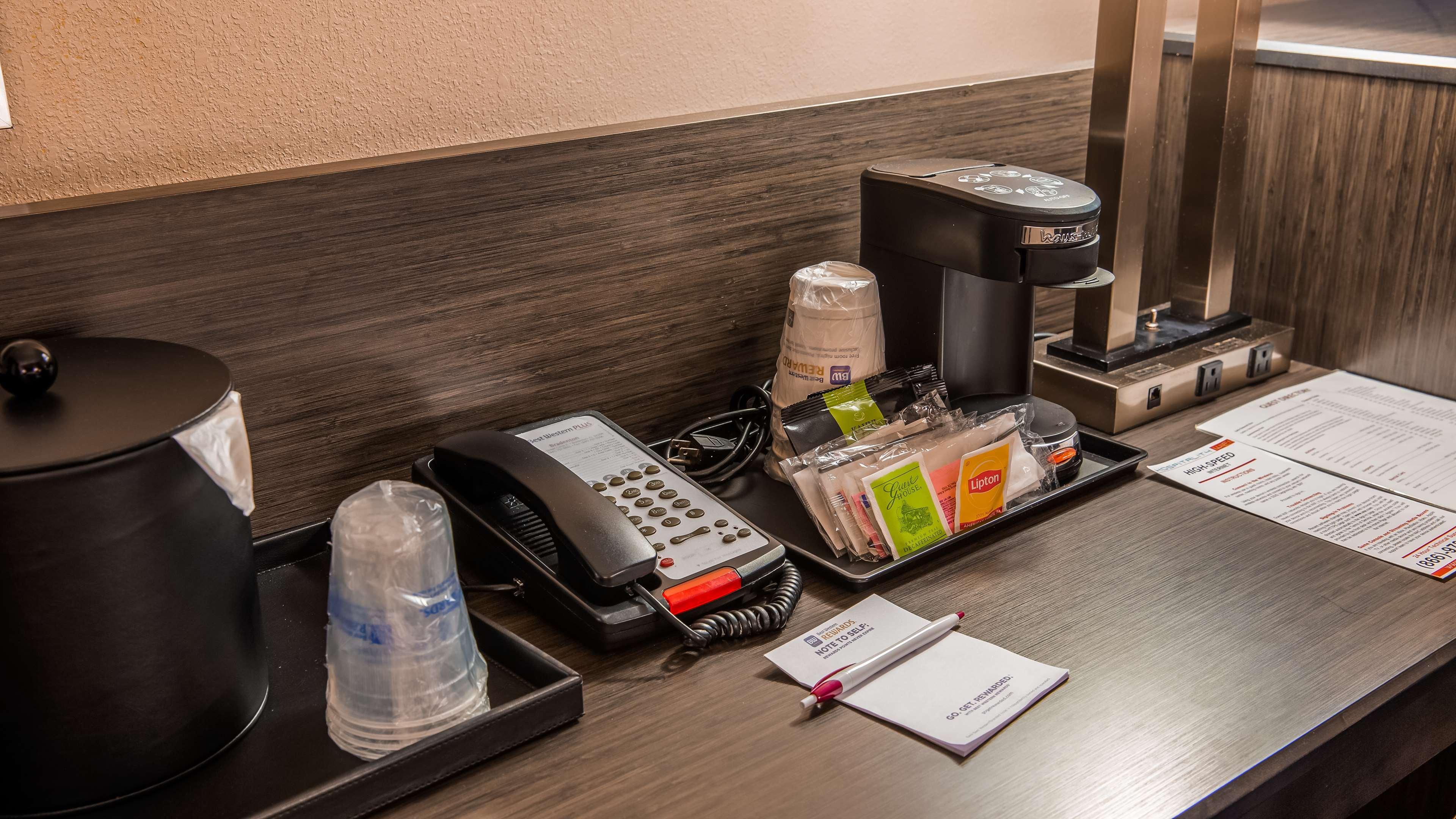 Best Western Plus Bradenton Hotel & Suites Eksteriør billede